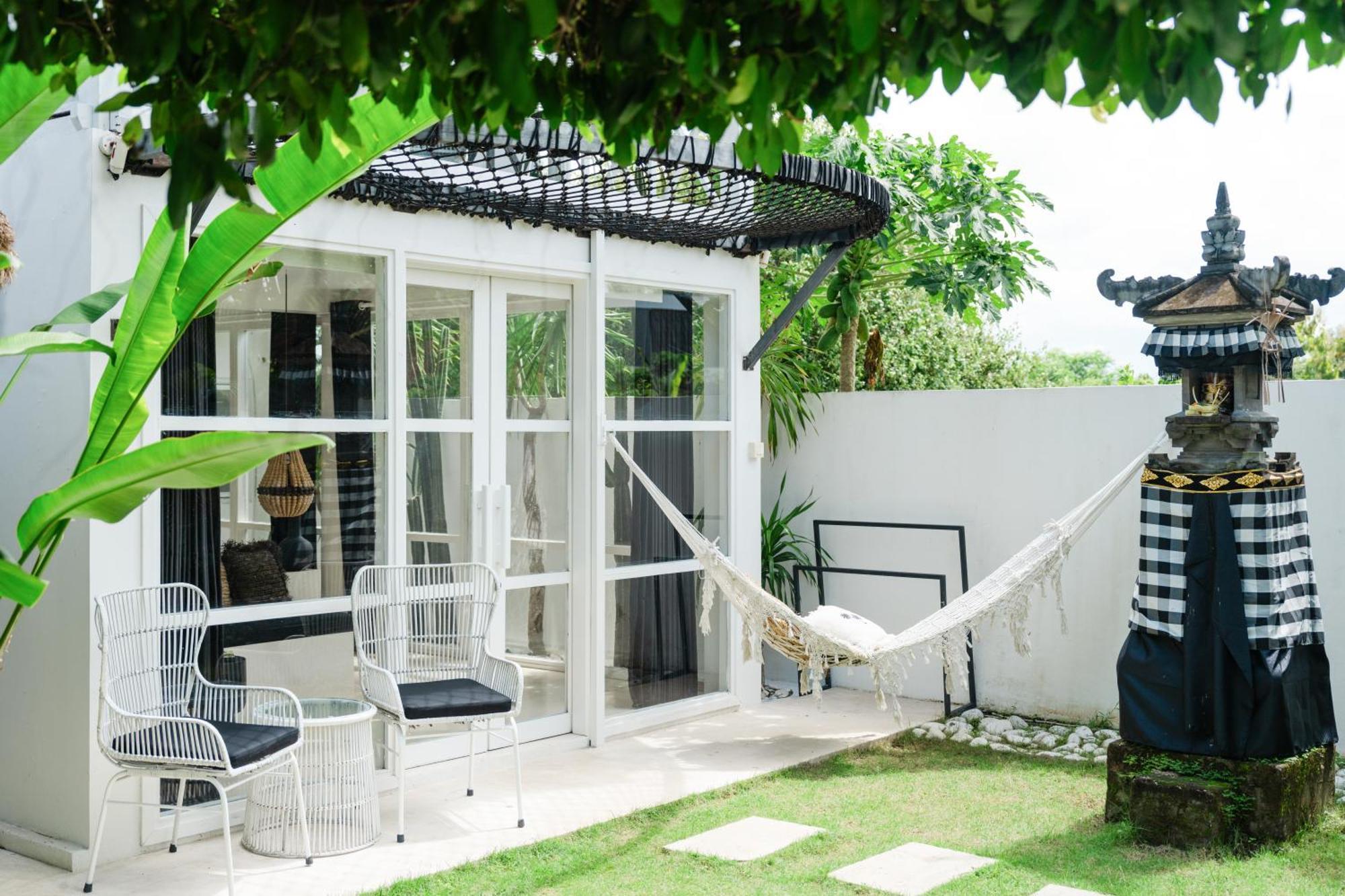 Hotel White Palm Uluwatu Bali Jimbaran